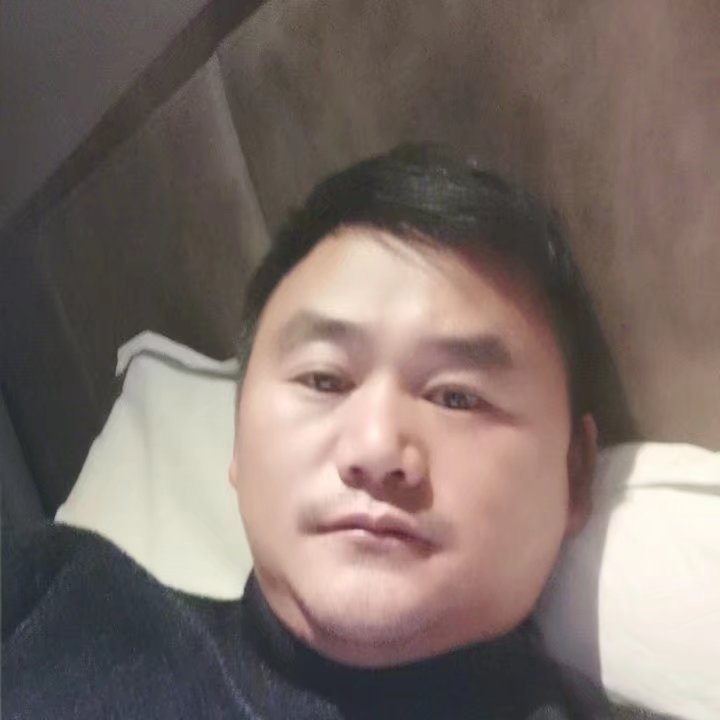 奔跑的第四张照片--凉山中老年相亲网